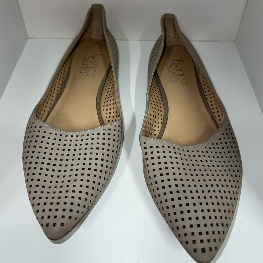 Tan Flats